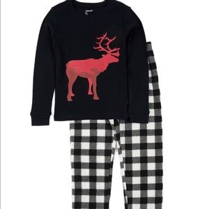 Brand new Zulily cozy two piece set will keep your kiddo warm.Size 8.